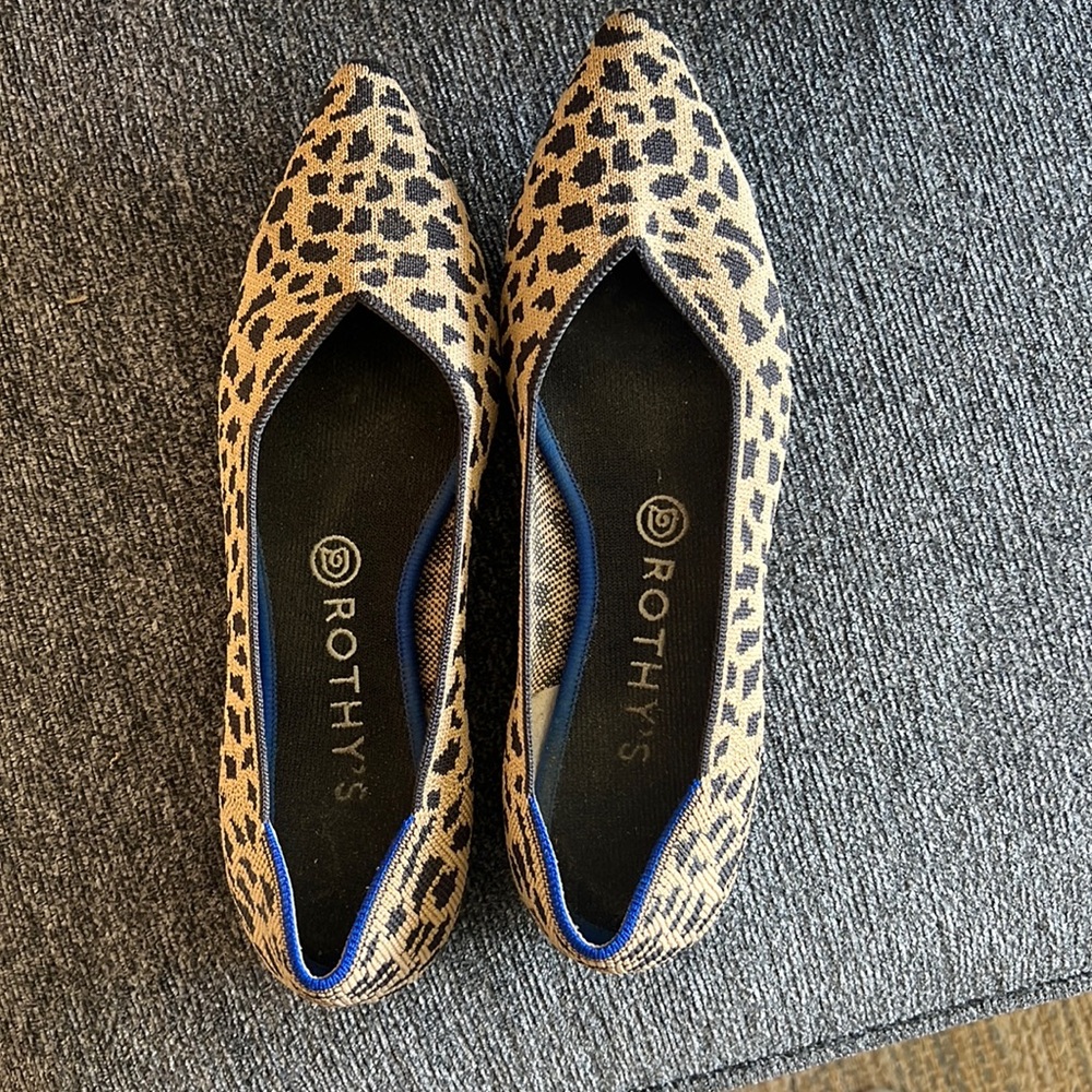 Leopard print Rothy’s flats
